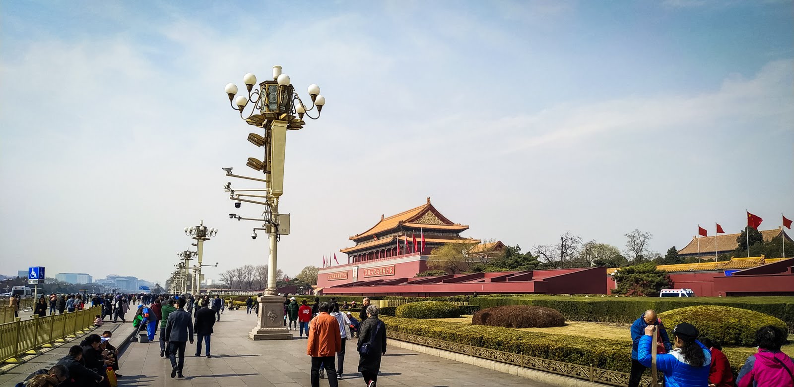 kamery na lampách v Pekingu